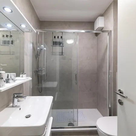 Bella Notte By Belmont Realty זאדאר